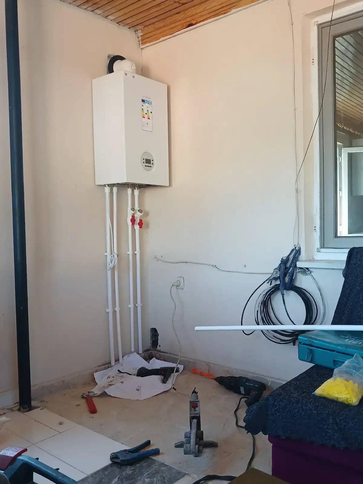 Yeni takılmış Bosch kombi ve montaj aletleri